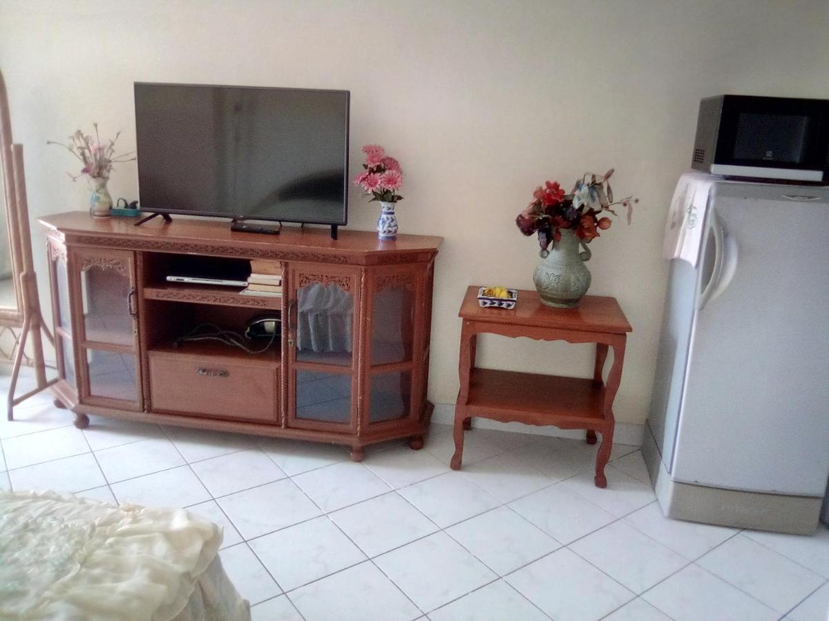 View Talay Condo #1 = Jomtien Call Me +66-8-68409-206 Паттайя Экстерьер фото